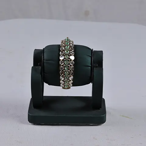 Antique Gold Emerald & Polki Diamond Bangle